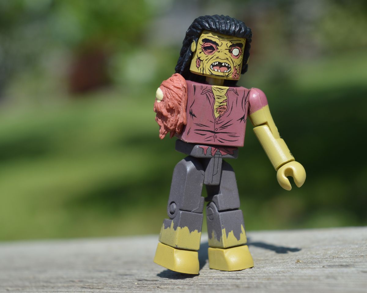 Zombie Game ©